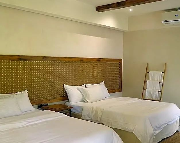 Sorana Island Resort *